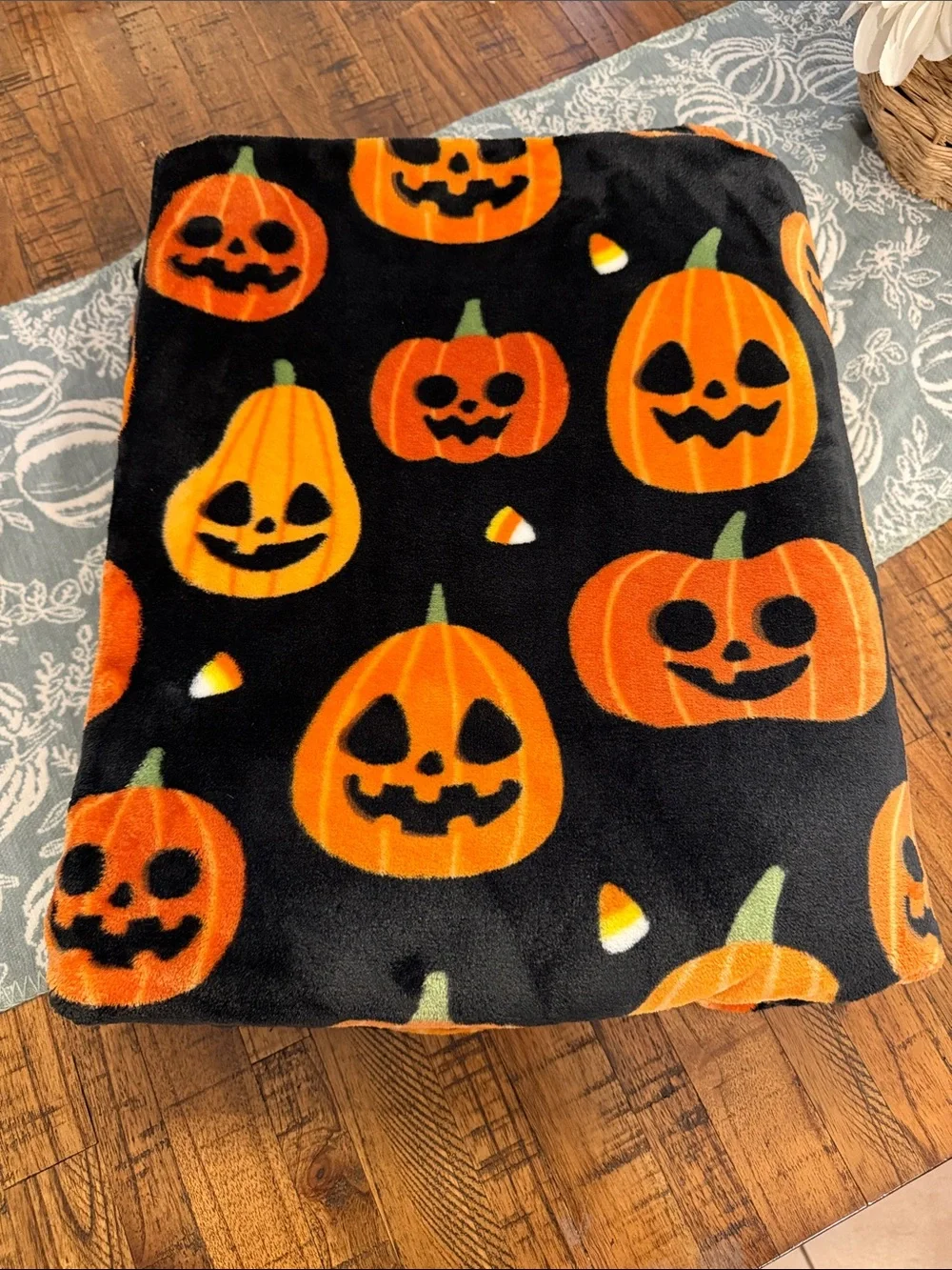 Halloween Pumpkin Blanket